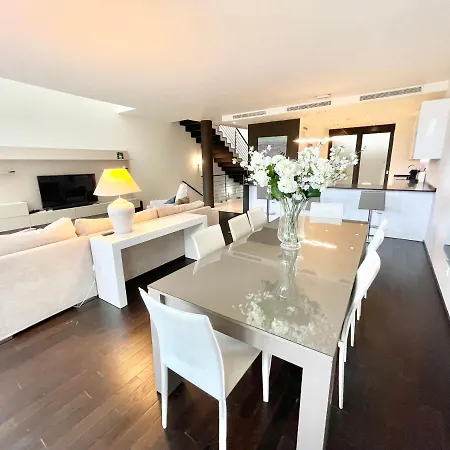 Modern In Gated Complex Sierra Blanca Villa Marbellac