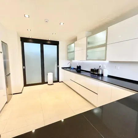 Modern In Gated Complex Sierra Blanca * Μαρμπέλλα