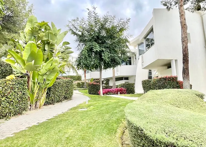 Villa Modern In Gated Complex Sierra Blanca Marbellac