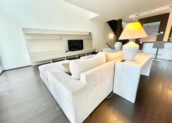 Modern In Gated Complex Sierra Blanca Villa Marbellac