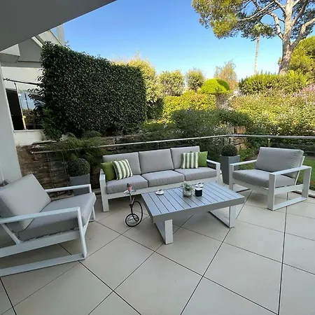 Modern In Gated Complex Sierra Blanca מארבלה